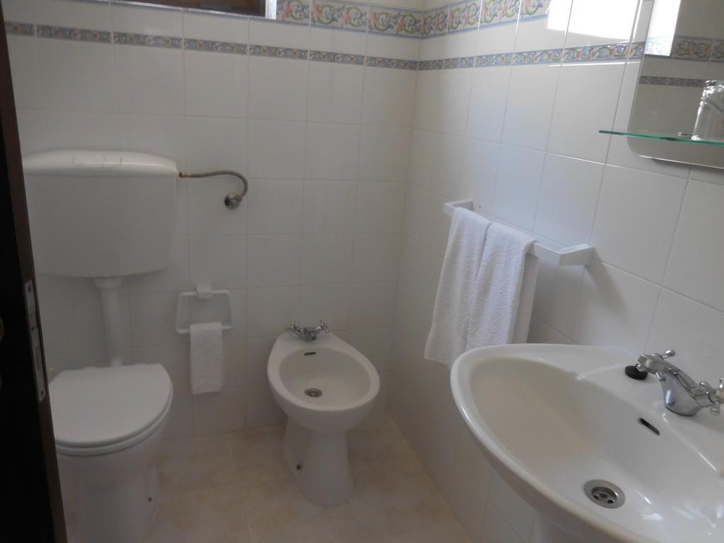 Guesthouse Luar Odeceixe Bagian luar foto