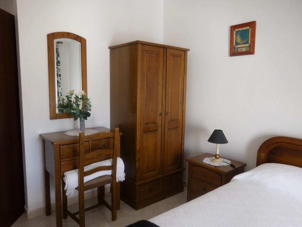 Guesthouse Luar Odeceixe Bagian luar foto